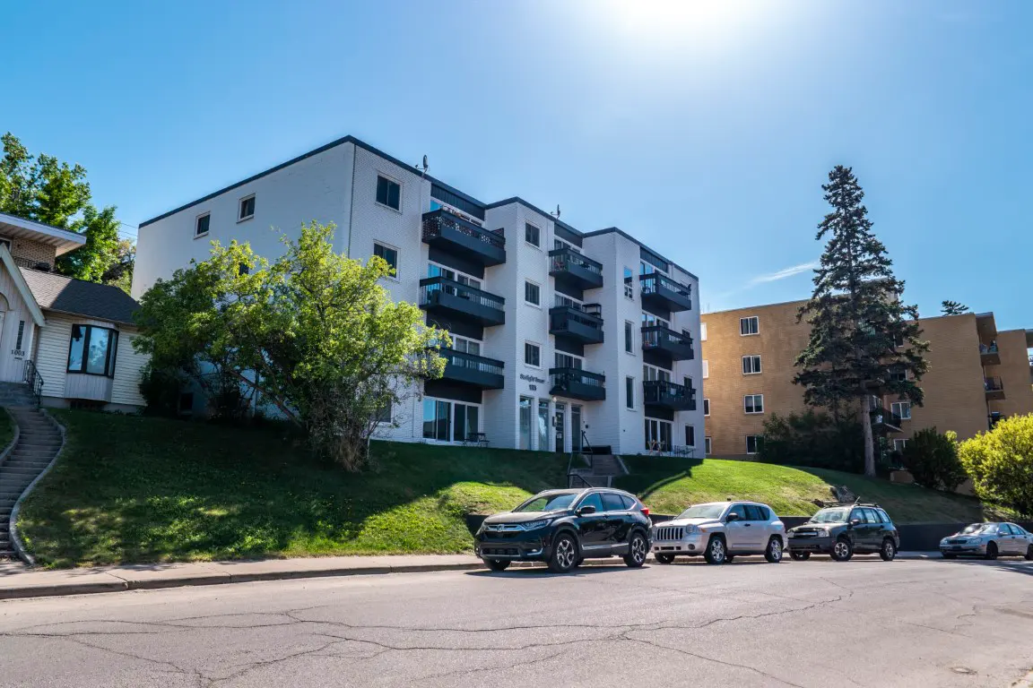 Lower Mount Royal community view 6